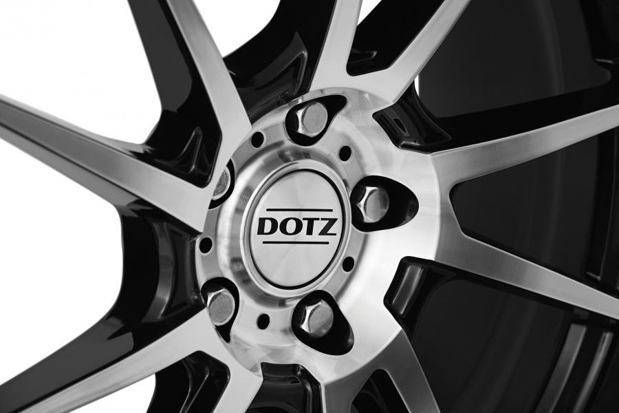  Mercedes-Benz A180 by Dotz Kendo 2015 года  (фото 7 из 12)